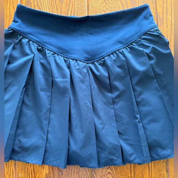 🆕 FP Movement Swing Of Things Skort in Navy - Picture 4 of 8